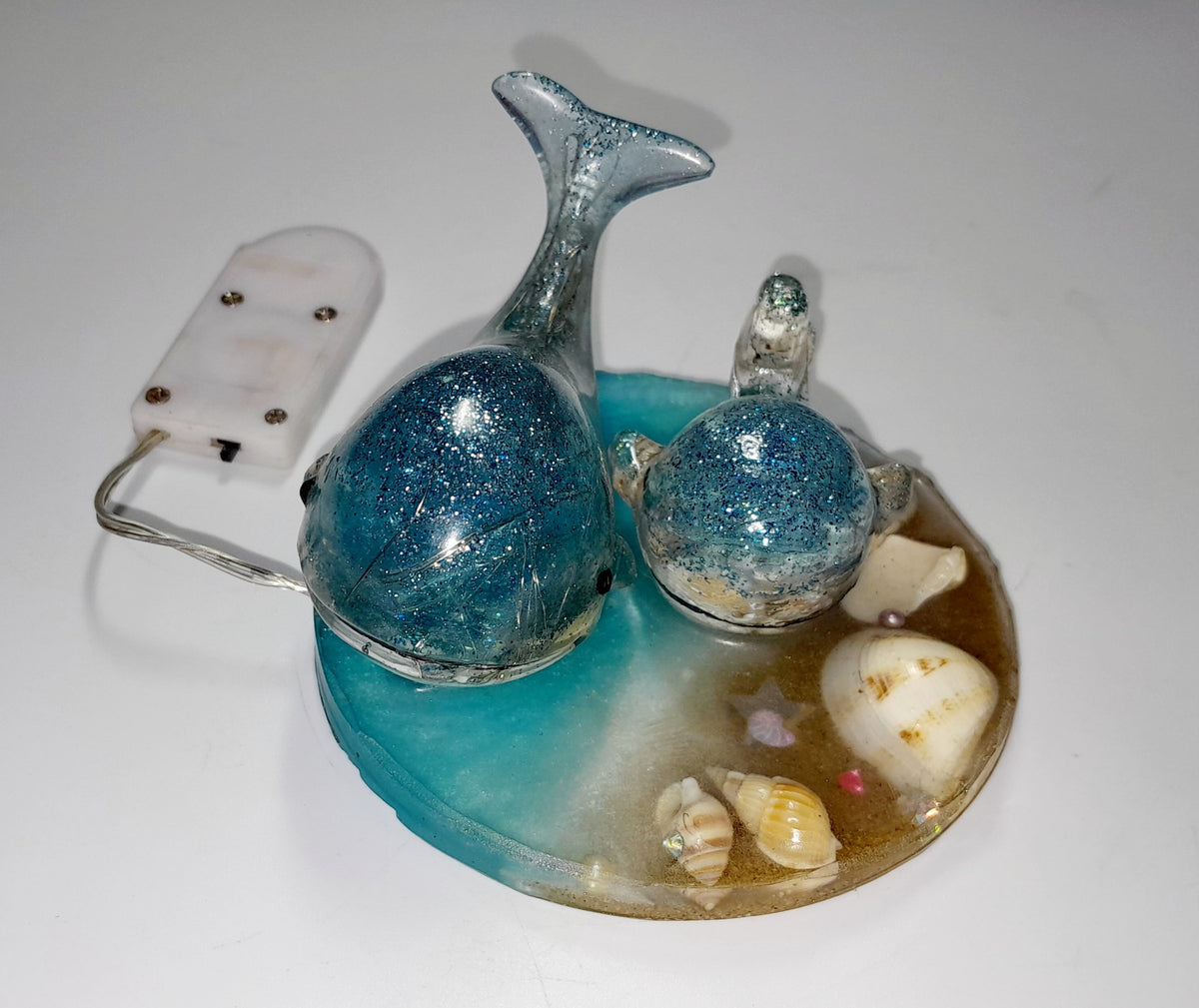 Veilleuse baleines