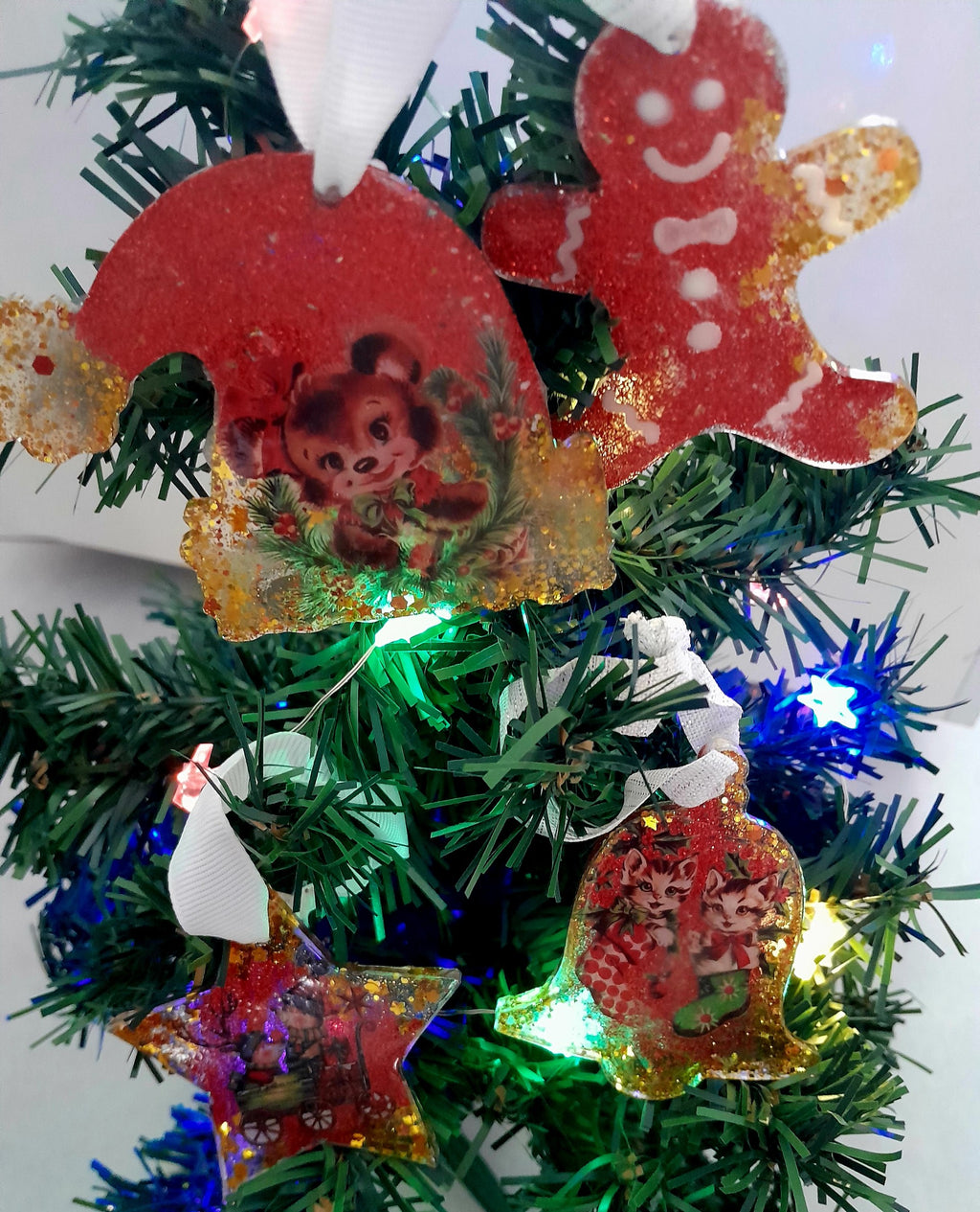 Suspensions Sapin rouge et or