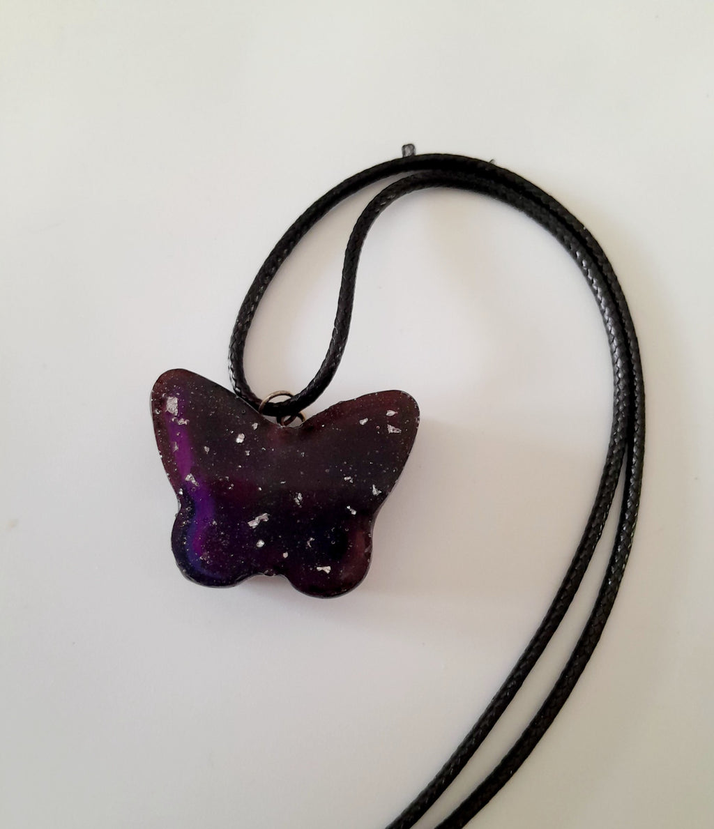 Collier Monarch Essence