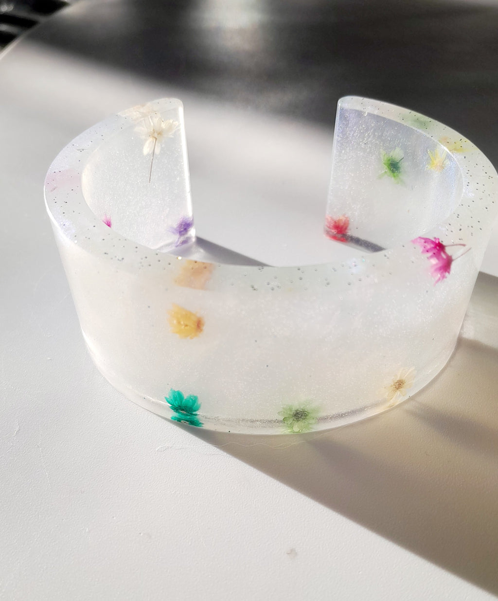 Bracelet Manchette avec fleurs séchées