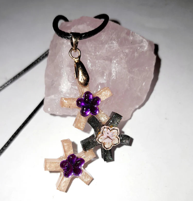 Pendentif astérisque