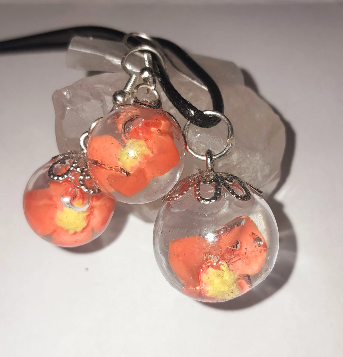 Parure sphères florales ( boucles d'oreilles+ pendentif)