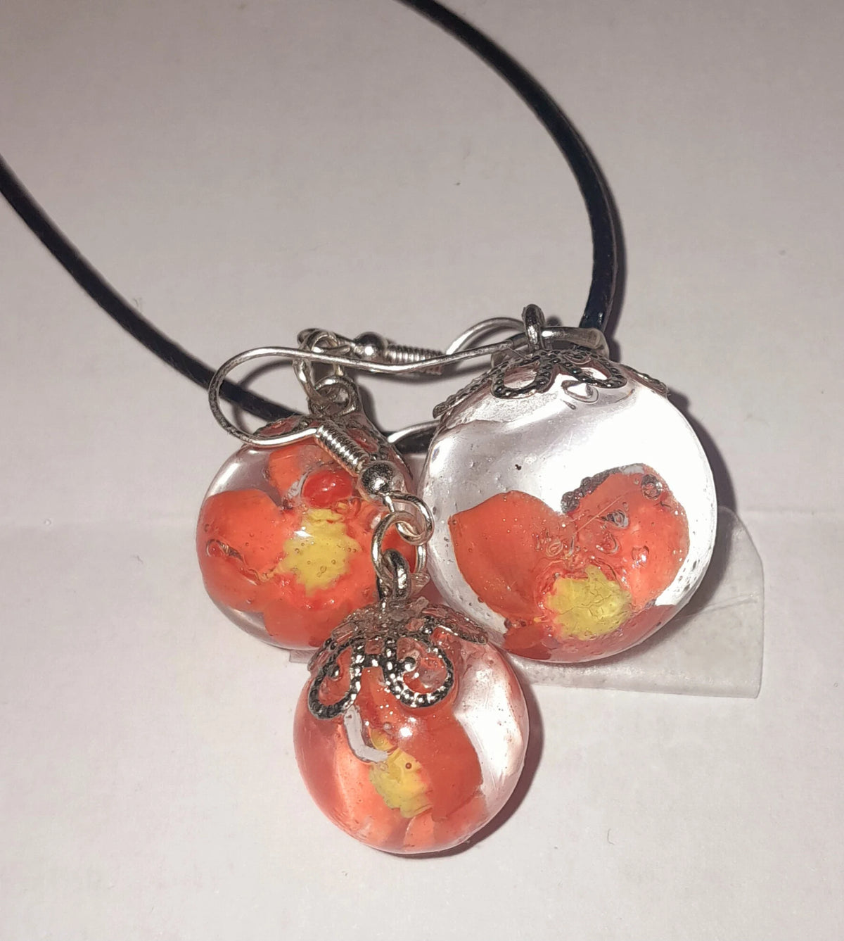 Parure sphères florales ( boucles d'oreilles+ pendentif)