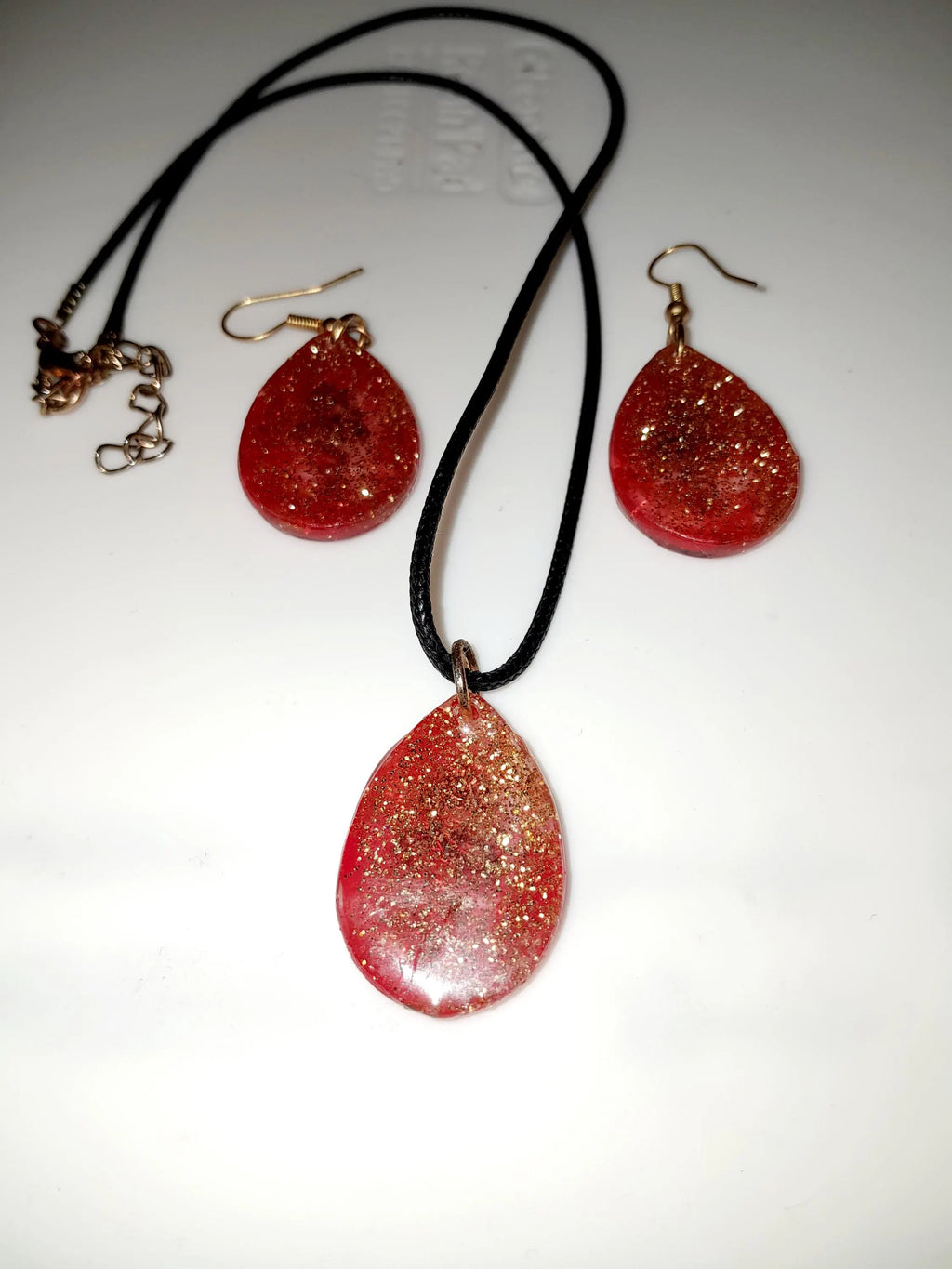 Parure Dragon ( boucles d'oreilles + pendentif)