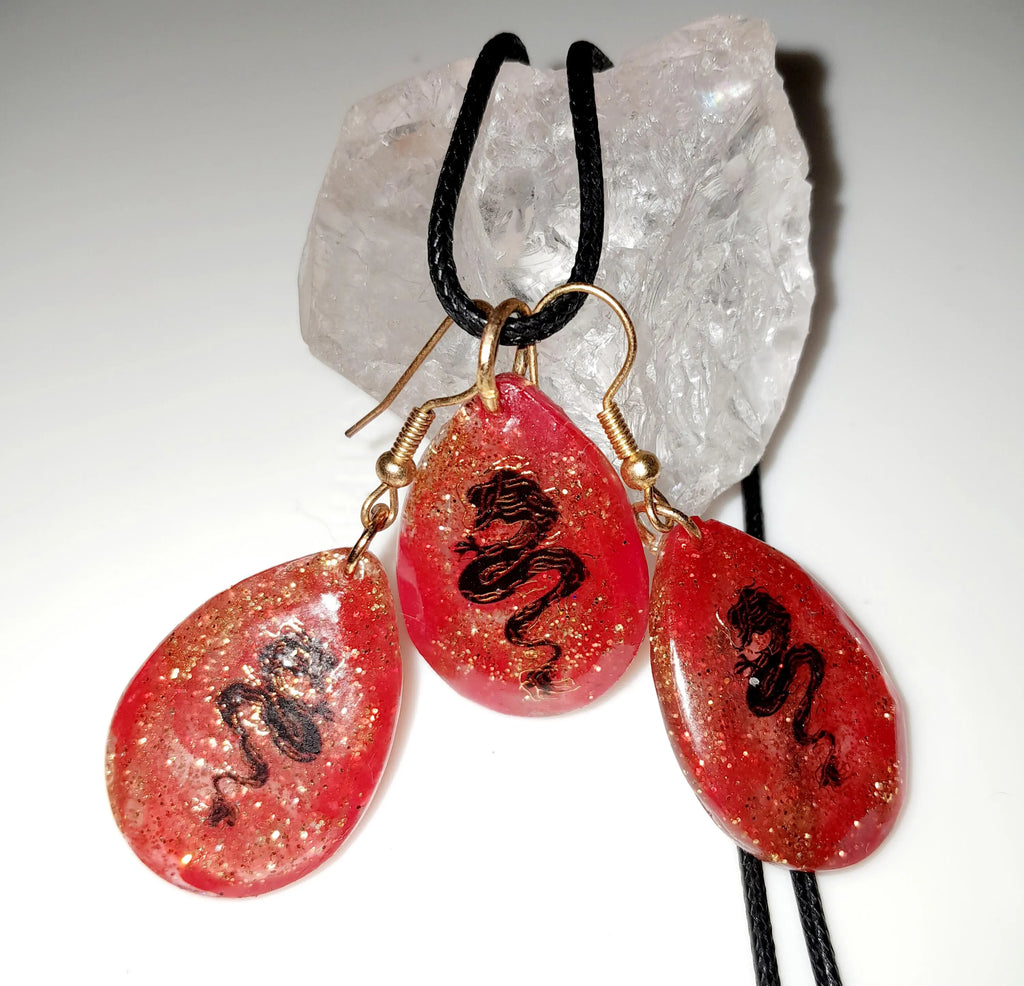 Parure Dragon ( boucles d'oreilles + pendentif)